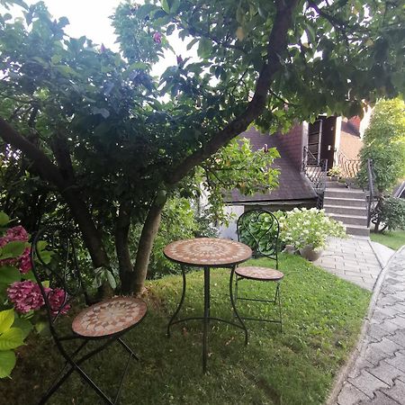 Apartmaji Mak Jesenice Kültér fotó