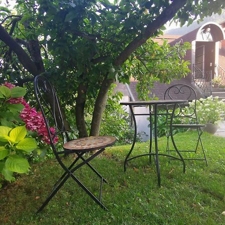 Apartmaji Mak Jesenice Kültér fotó