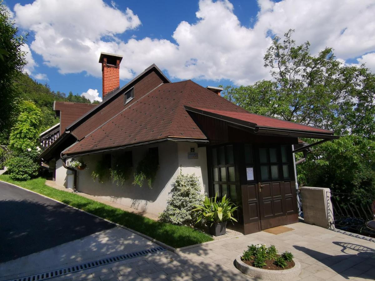 Apartmaji Mak Jesenice Kültér fotó